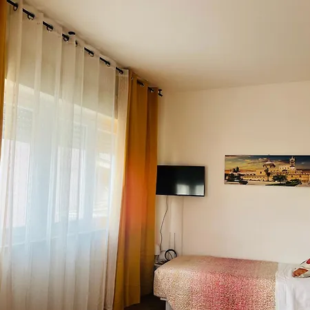 לינה וארוחת בוקר Lealbe Di Sicilia 4*